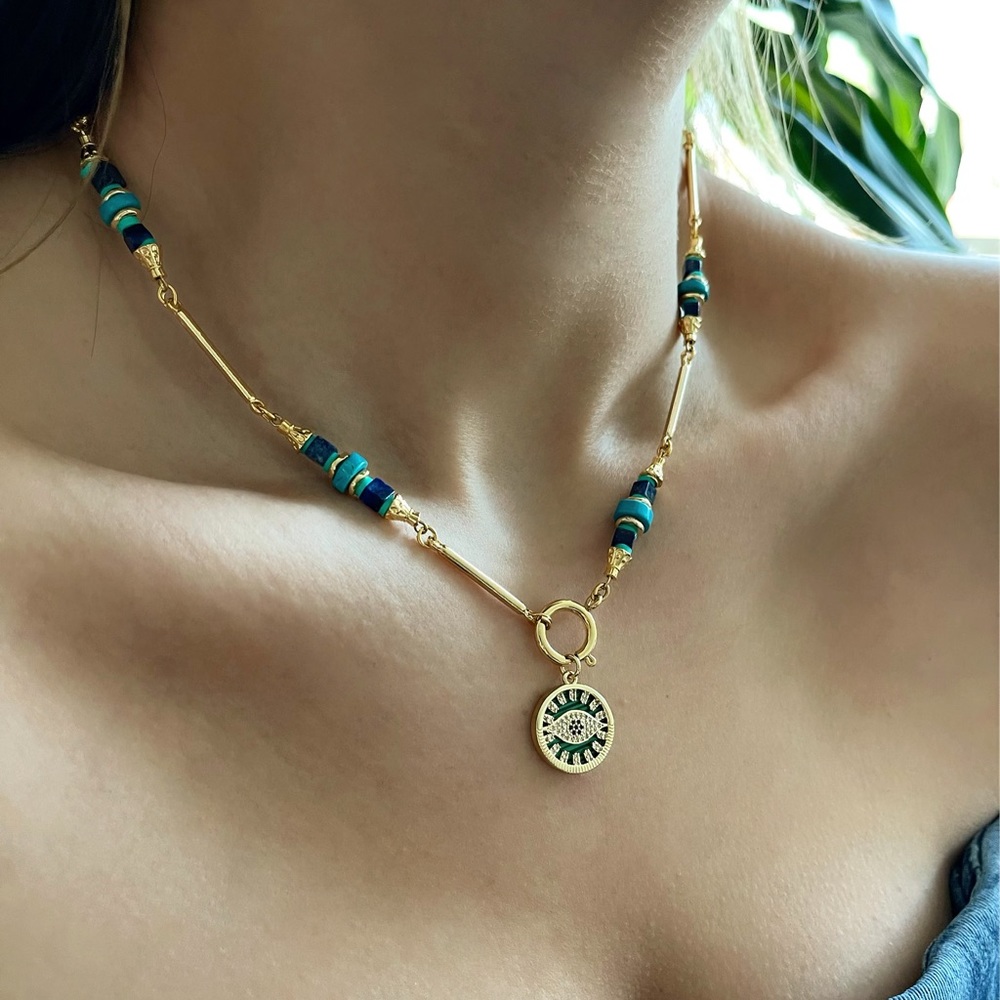 Beaded necklace